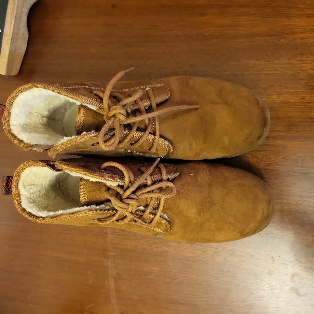 Cat & Jack Boys Sherpa Lined Winter Boots Chestnut Brown Size 5